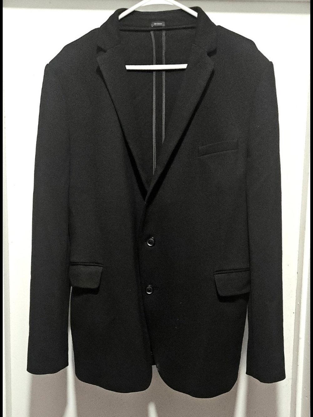 Men's Black Two-Button Blazer - Classic Tailored Fit